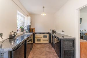 Photo 9- click for photo gallery